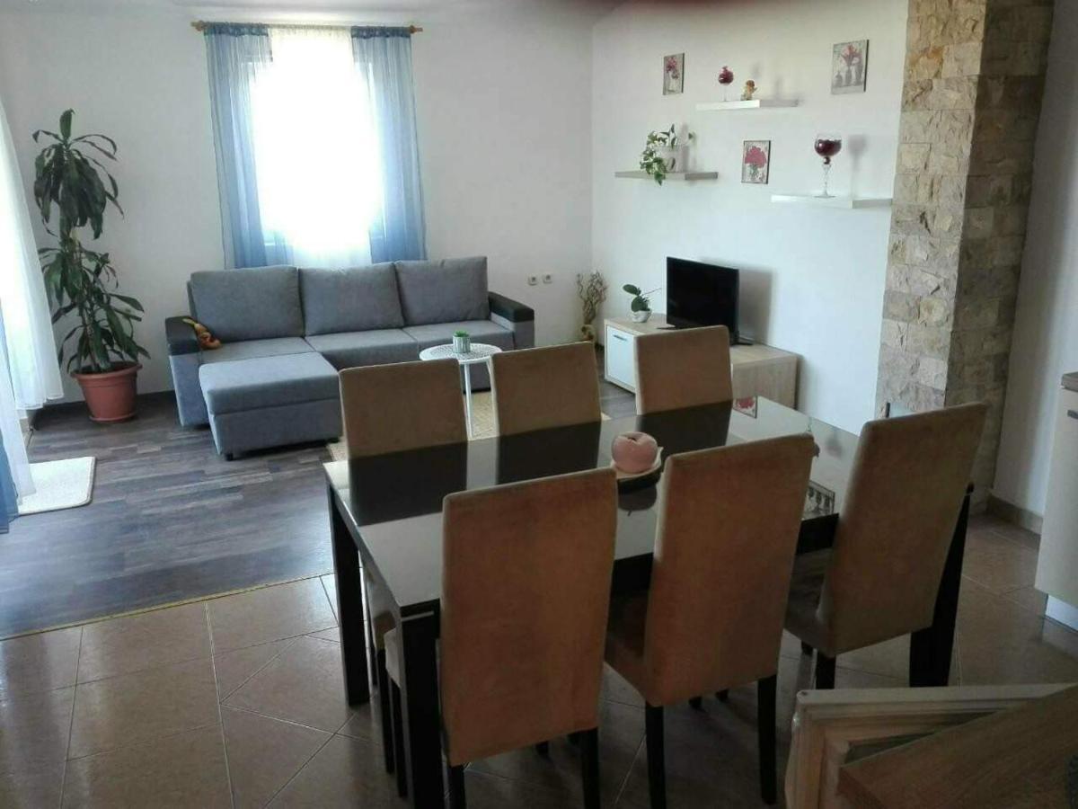 Apartman Vuleta Ражанац Экстерьер фото