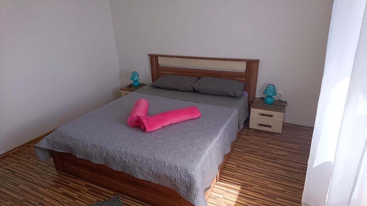 Apartman Vuleta Ражанац Экстерьер фото